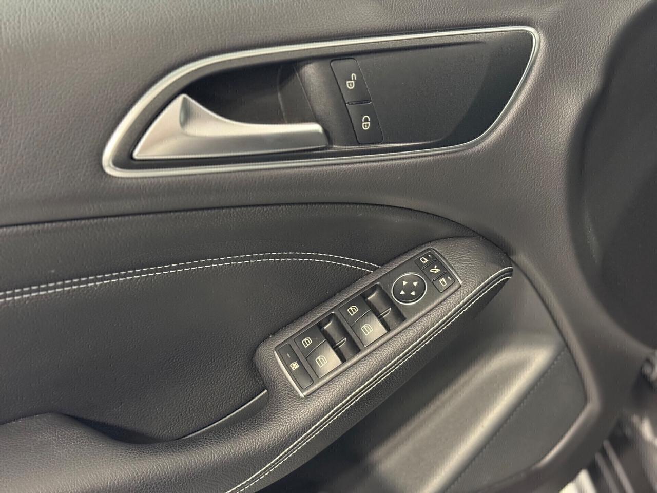 Mercedes-benz B 180 Automatico, Anno 2018