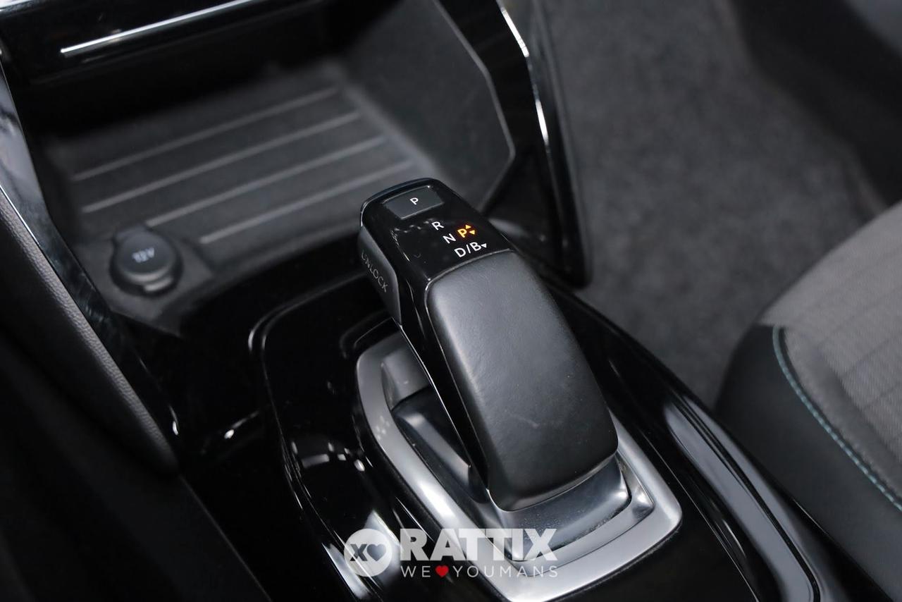 Peugeot e-2008 motore elettrico 100kW Allure Pack