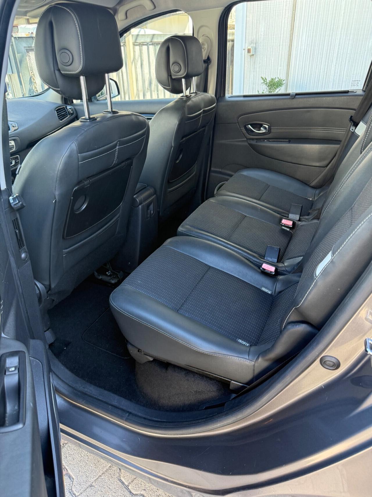Renault Scenic X-Mod 1.6 dCi 130CV