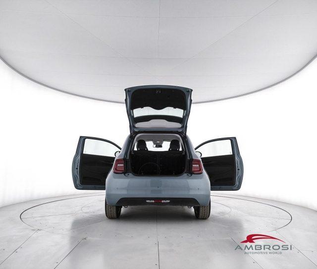 FIAT 500 e Icon Berlina 42 kWh