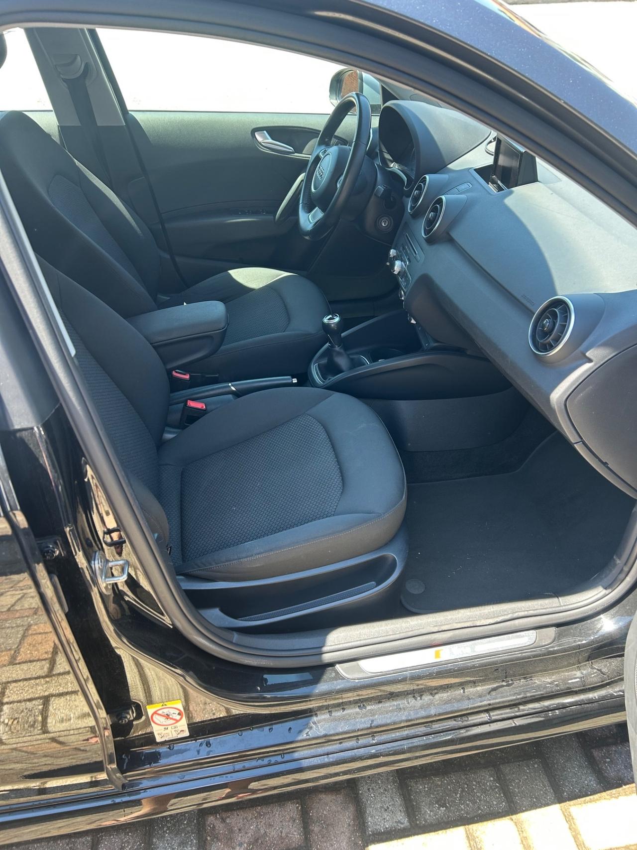 Audi A1 1.0 TFSI ultra Sport S-line