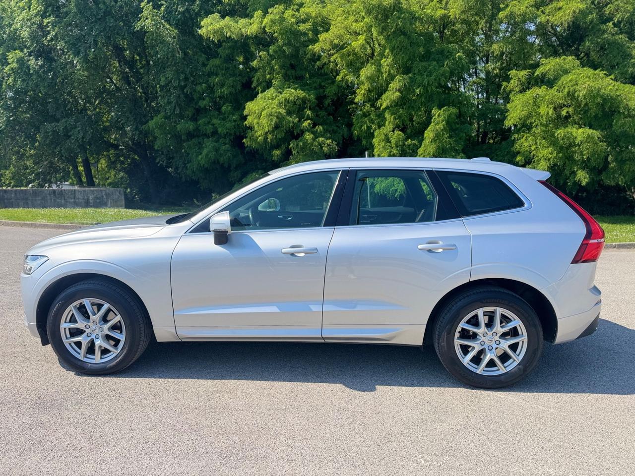 VOLVO XC 60 B4 AWD UNI PROP IVA ESPOSTA