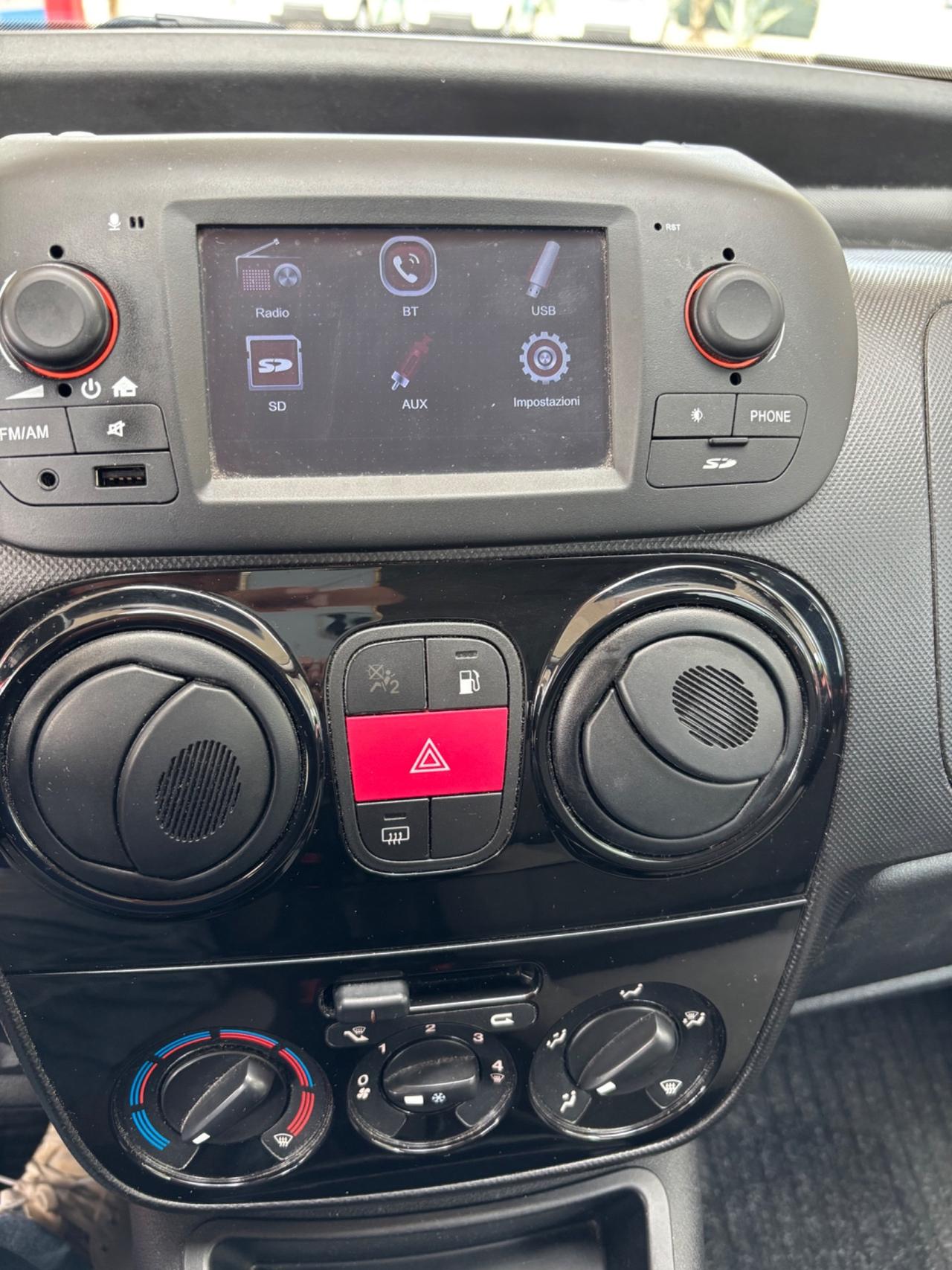 Fiat Qubo 1.4 8V 77 CV Lounge Natural Power
