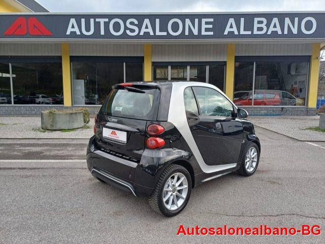 SMART ForTwo 1000 52 kW MHD coupé passion BICOLORE NERO/ARGENTO