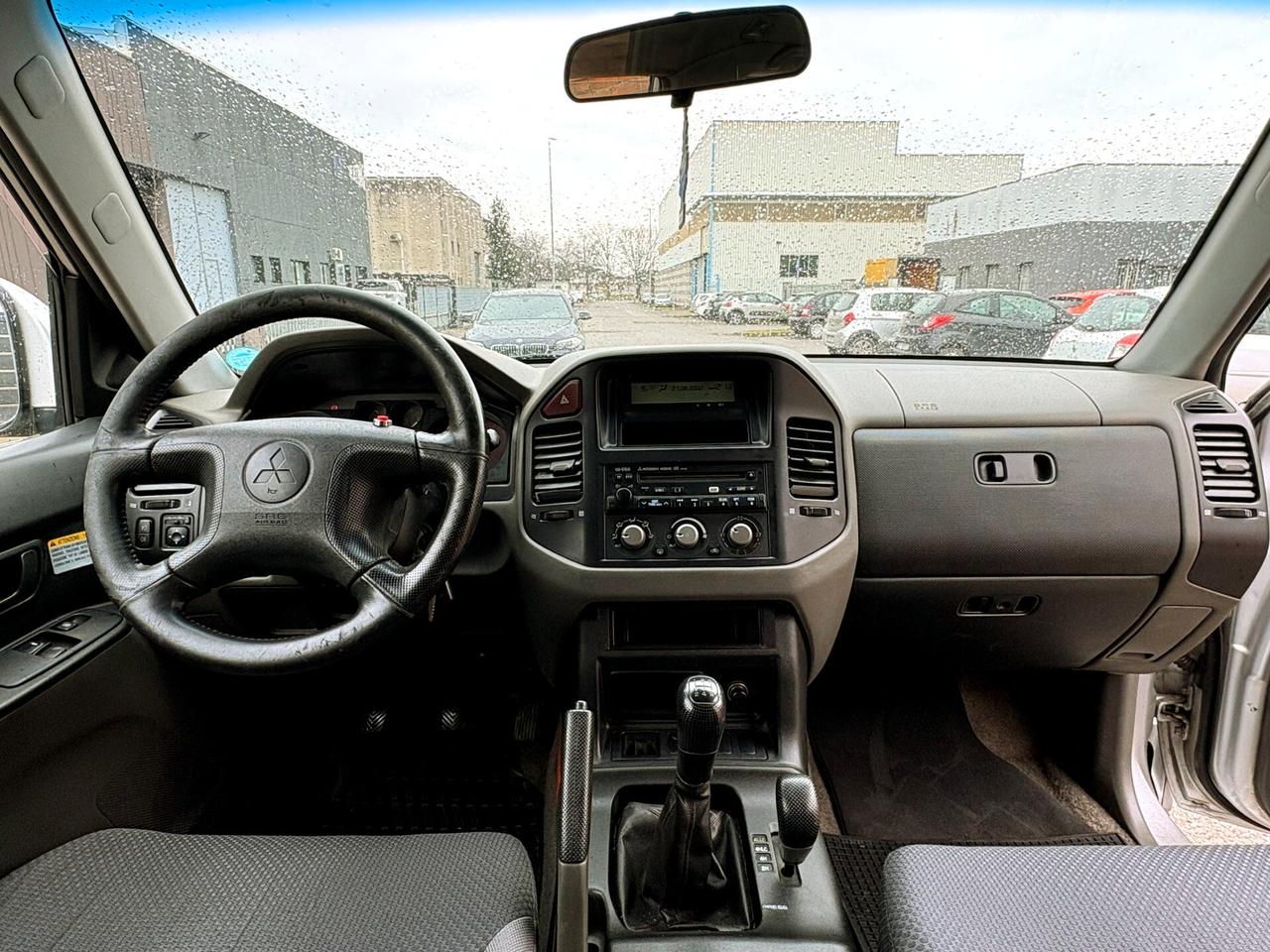 MITSUBISHI PAJERO 2.5D 4x4-Gancio-Trattabile-2002