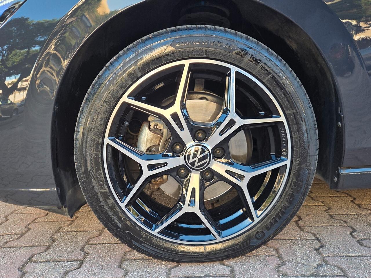 Volkswagen Golf 2.0 TDI DSG Life