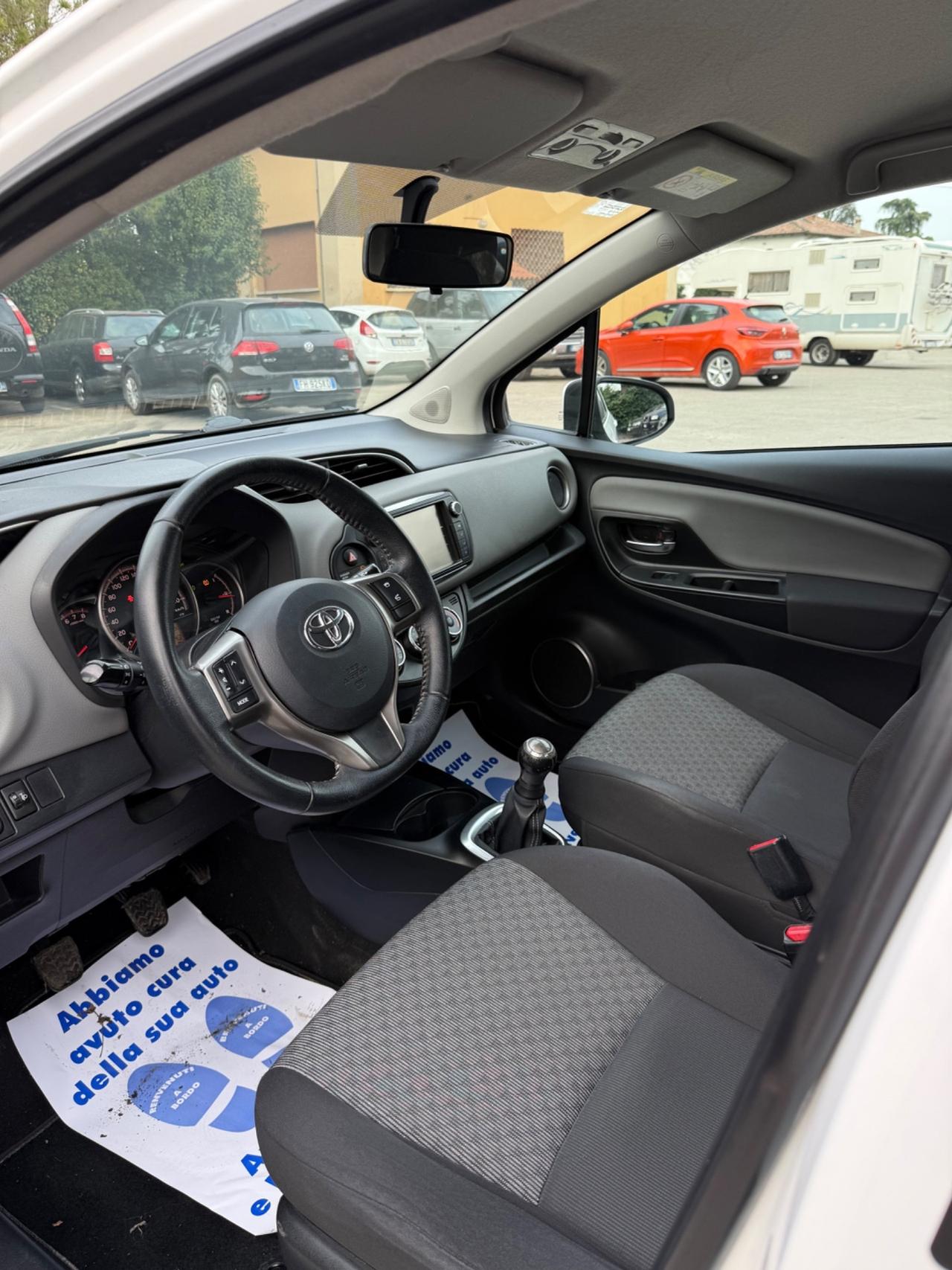 Toyota Yaris 1.0 5 porte Lounge