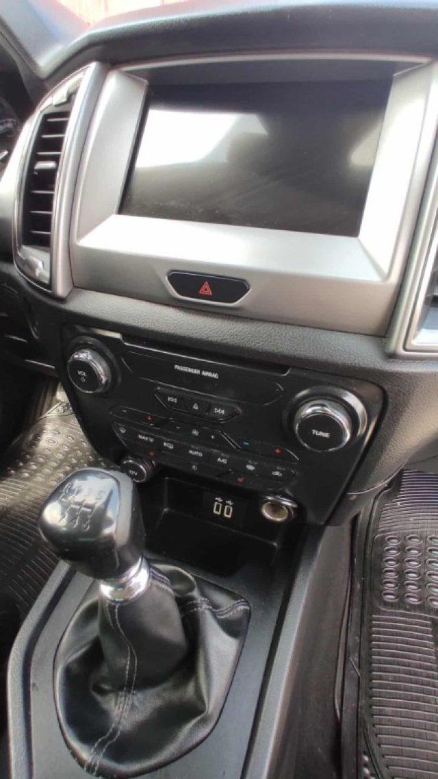 FORD Ranger 2.0 TDCi DC Limited 5 posti GANCIO TRAINO