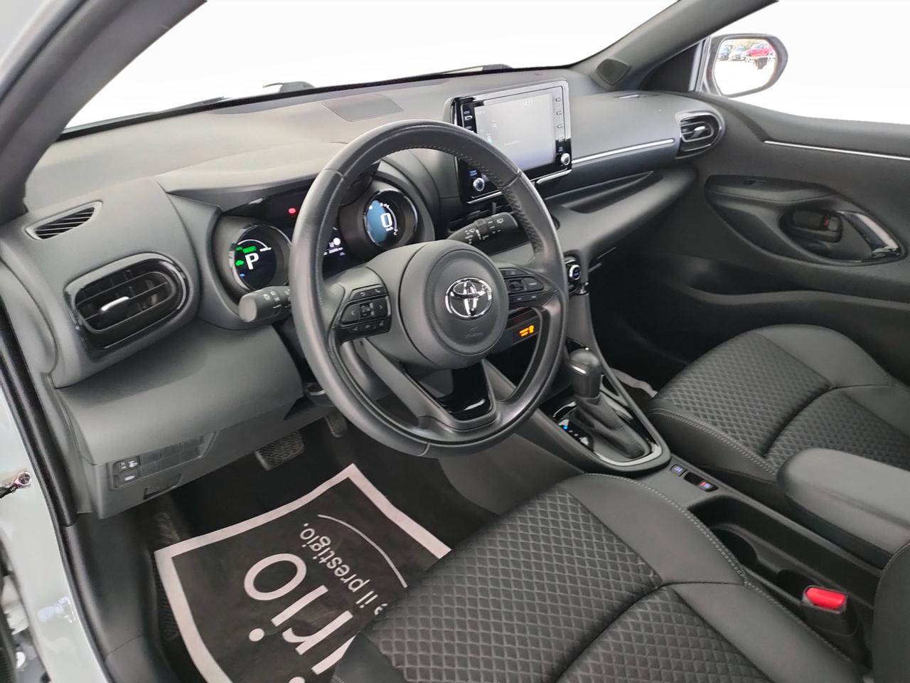 TOYOTA Yaris IV 2020 - Yaris 1.5h Style