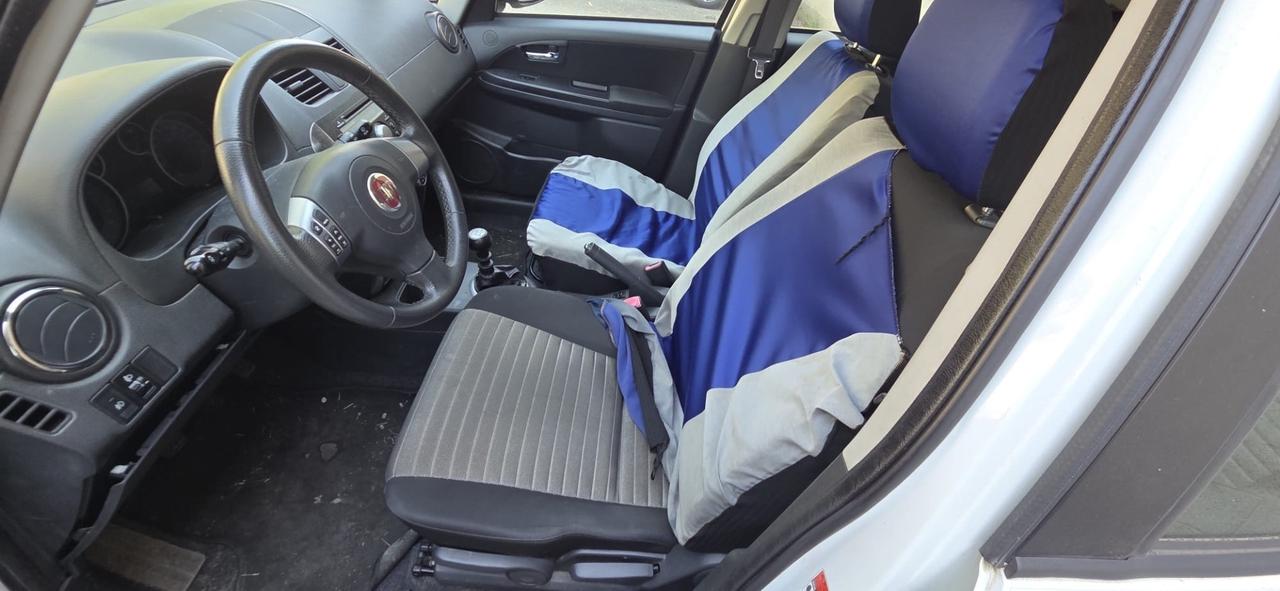 Fiat Sedici 2.0 MJT 16V DPF 4x4 Experience