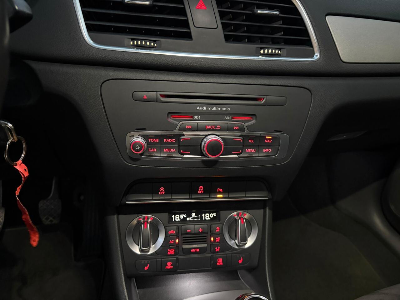 Audi Q3 2.0Tdi 140CV S-Line Tetto Full