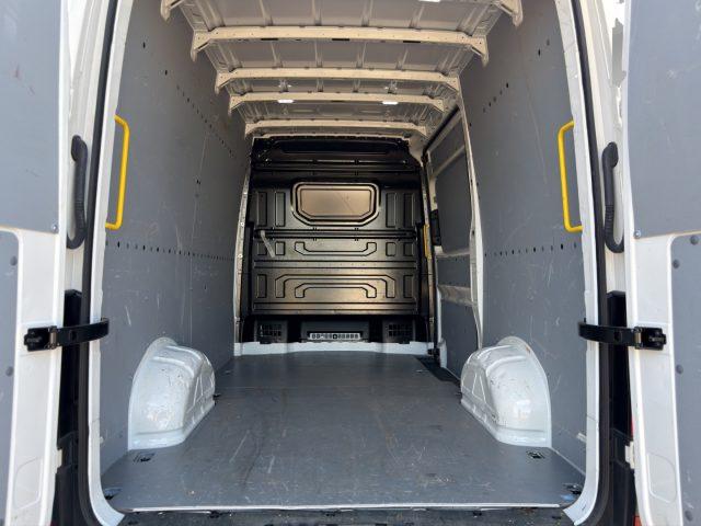 VOLKSWAGEN Crafter 2.0TDI 140CV L3H3