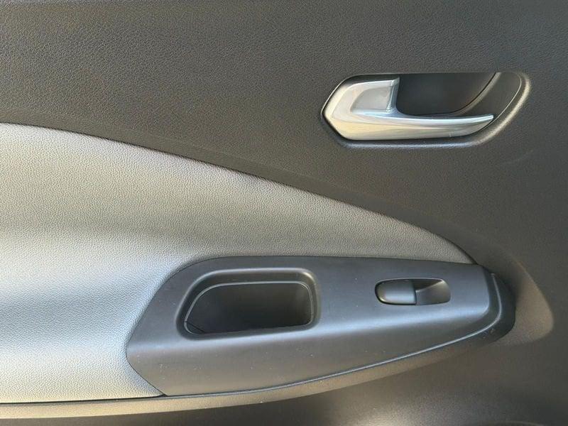 Nissan Juke 1.0 DIG-T 114 CV N-Connecta