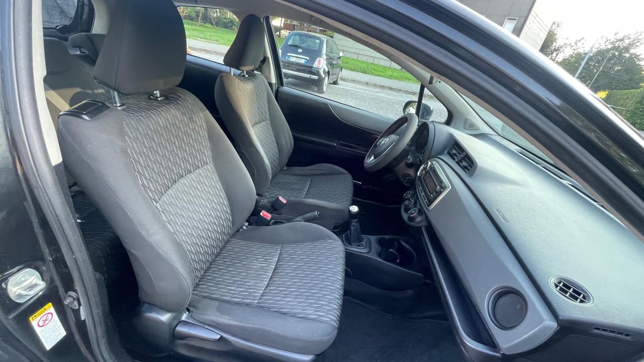 Toyota Yaris 1.0 3 porte Active
