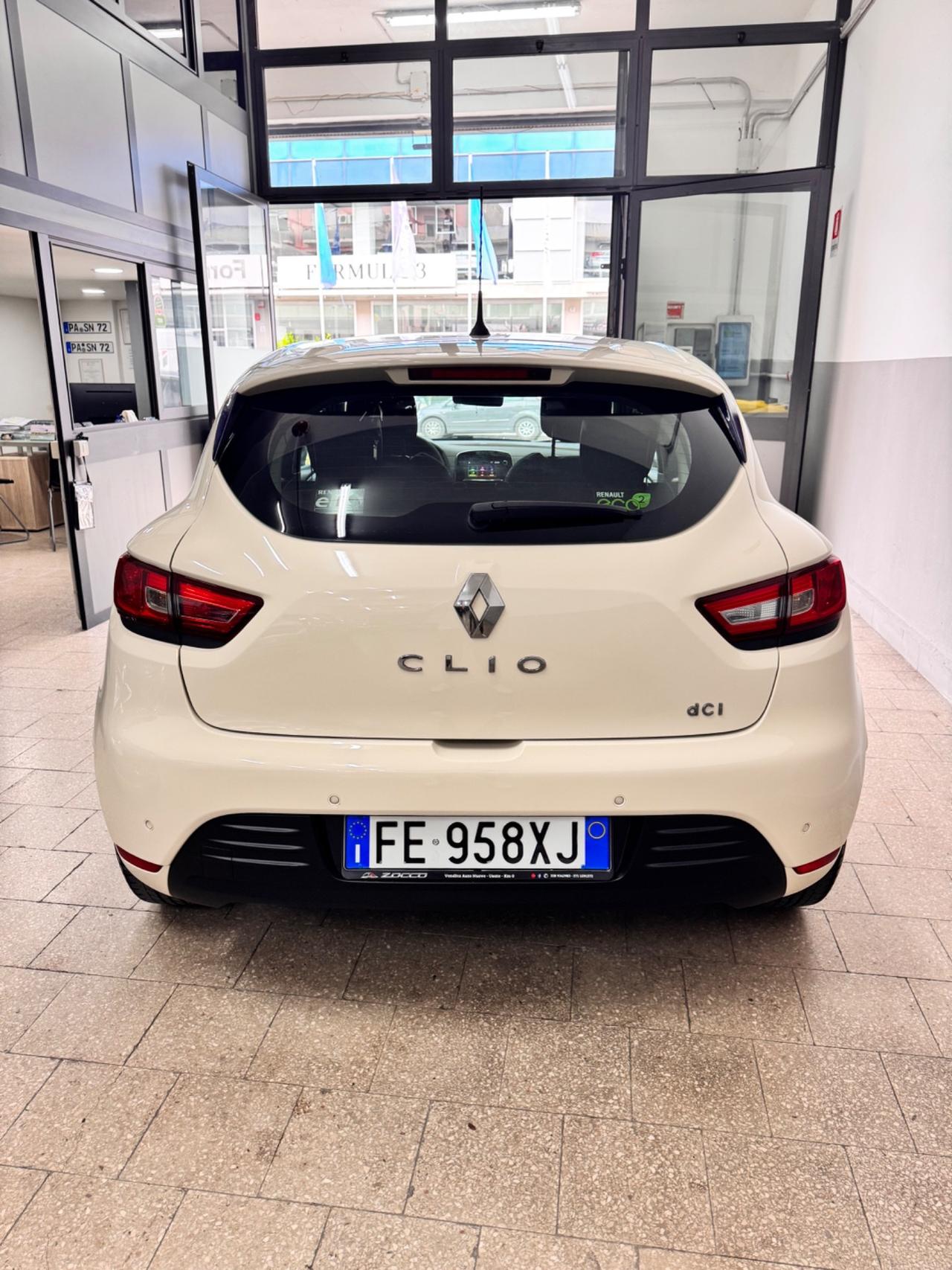 Renault Clio 1.5 DCi 75 Cv 5P. 90.000 Km - 11/2016