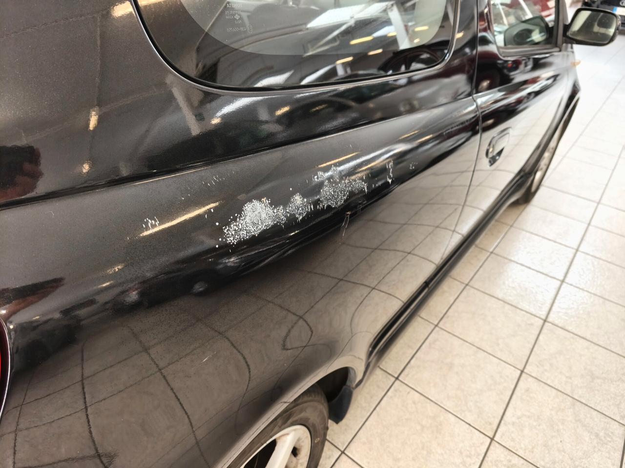 Toyota Yaris 1.5i 16V cat 3 porte T Sport