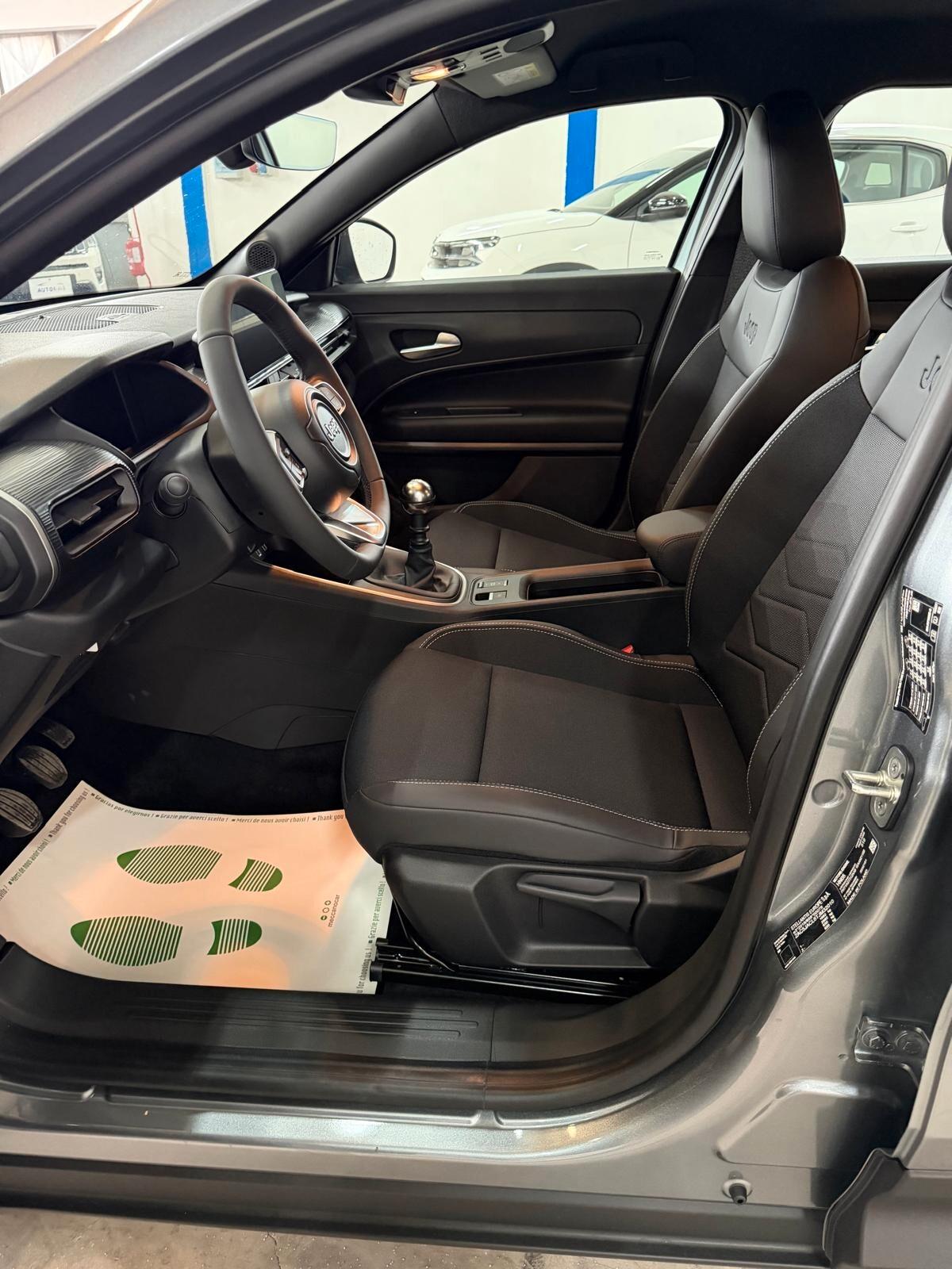 Jeep Avenger 1.2 Benzina 100 CV – Altitude – KM 0