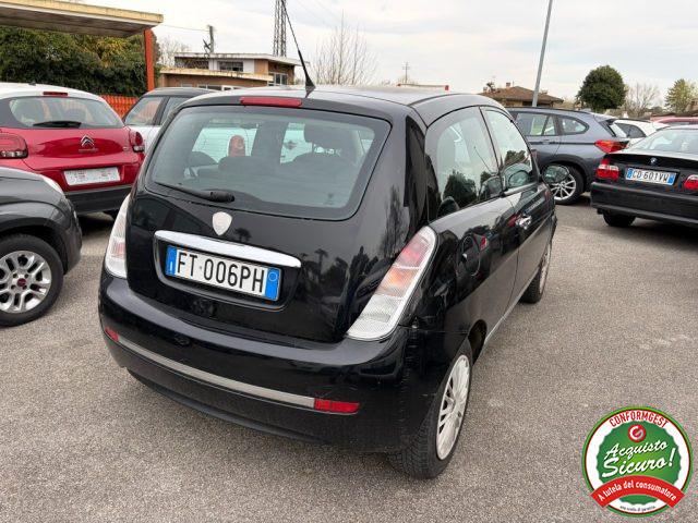 LANCIA Ypsilon 1.3 MJT 75 CV Oro Bianco