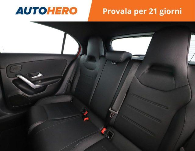 MERCEDES-BENZ A 180 d Automatic Premium
