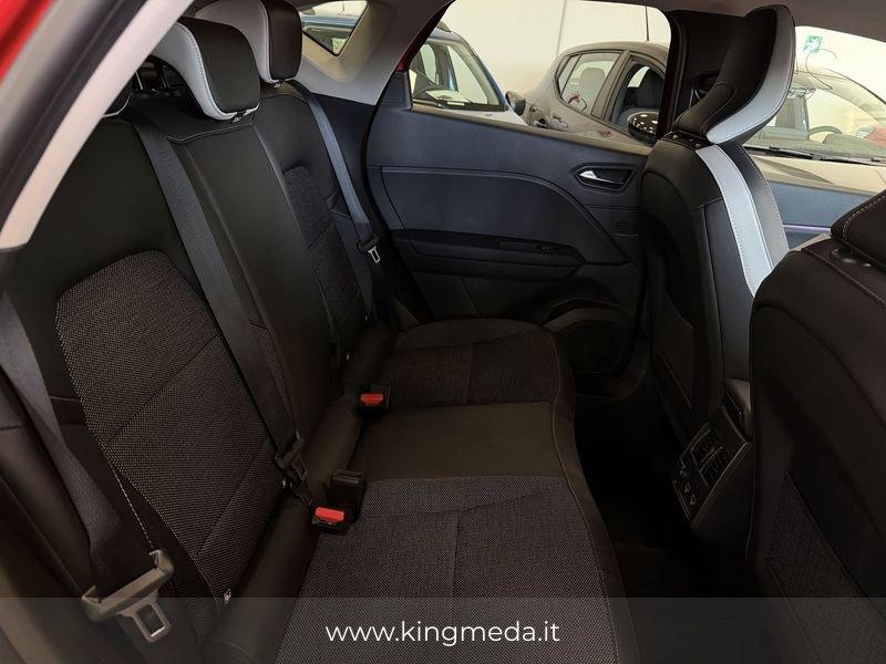 Renault Captur E-Tech hybrid 1.6 E-TECH HEV 145 TECHNO AUTO