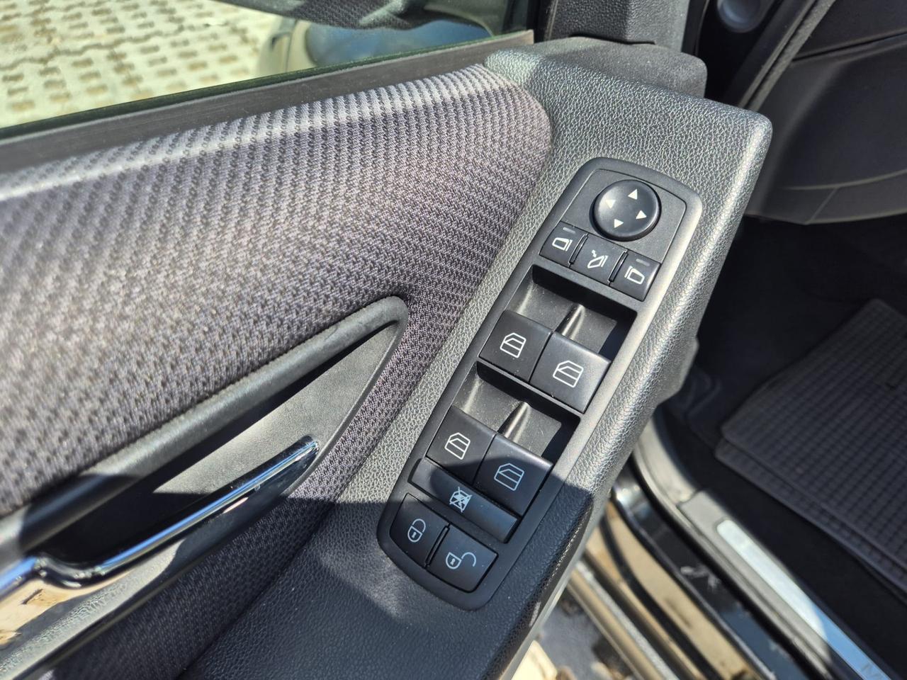 Mercedes-benz A 160 BlueEFFICIENCY Premium