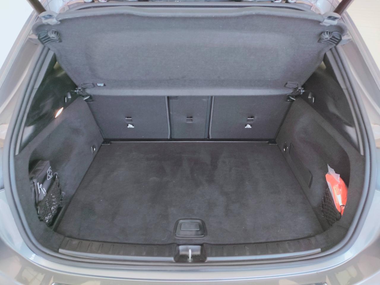 Mercedes-Benz GLA-H247 2023 - GLA 180 d Advanced auto