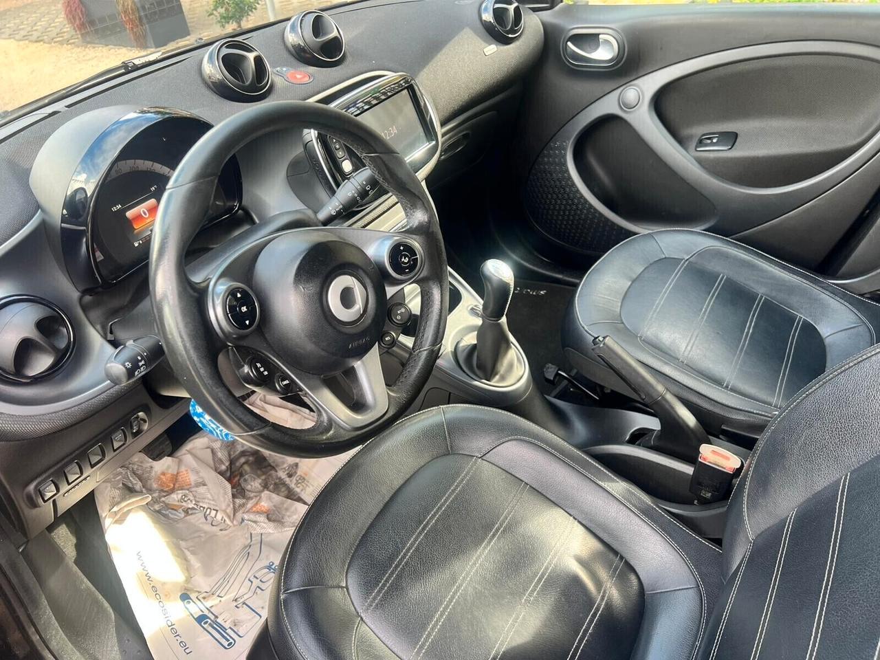 Smart ForFour 70 1.0 Youngster