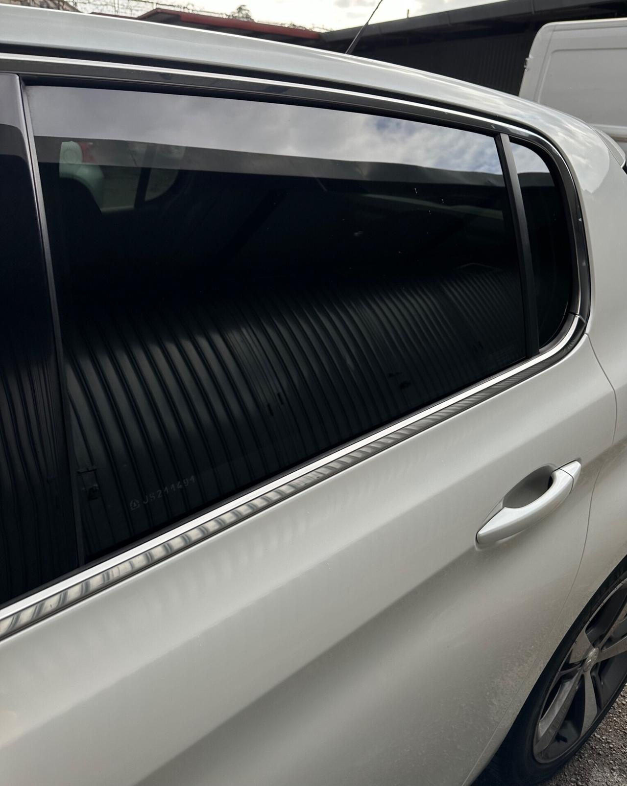 Peugeot 308 1.5 BlueHDi 130cv S&S Allure