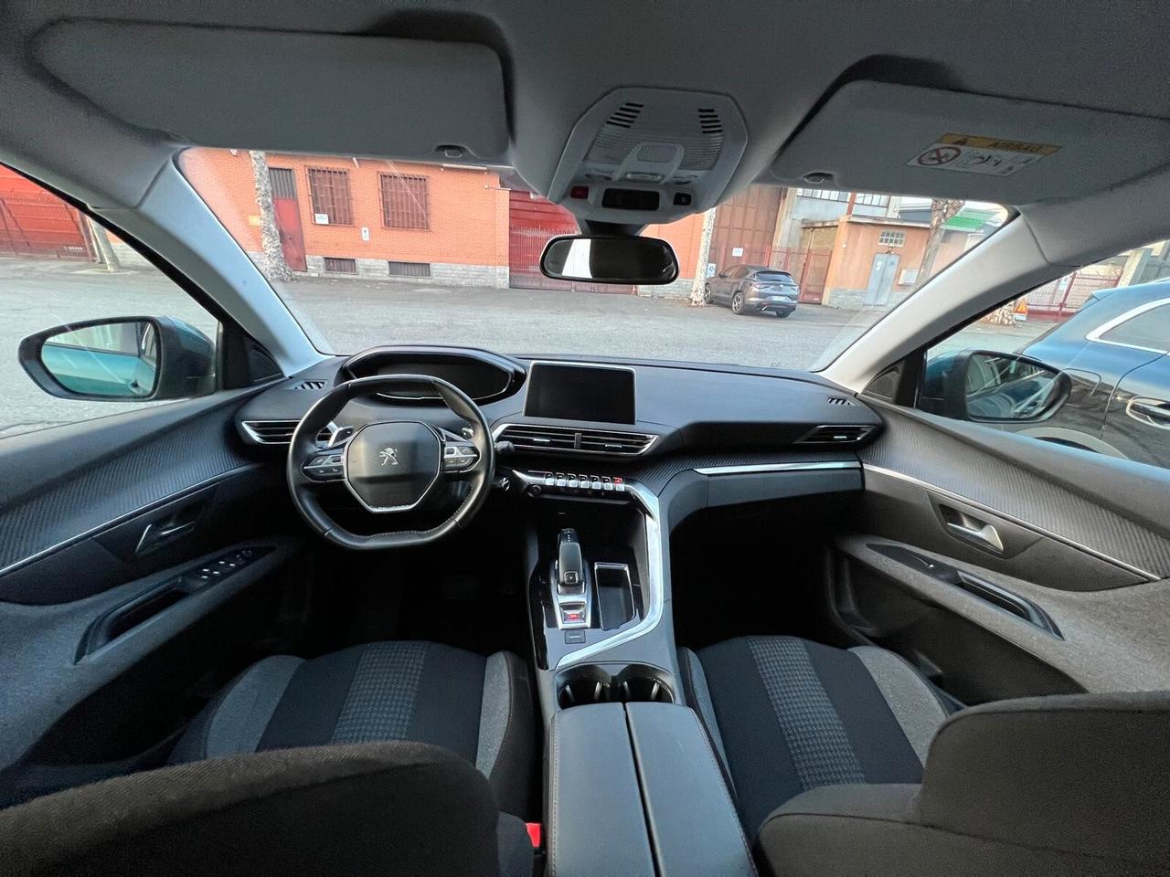 Peugeot 5008 BlueHDi 130 S&S EAT8 Allure