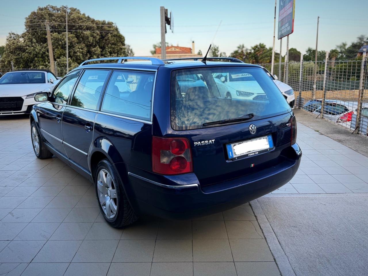 Volkswagen Passat 1.9 TDI/130 CV cat Var. C.line