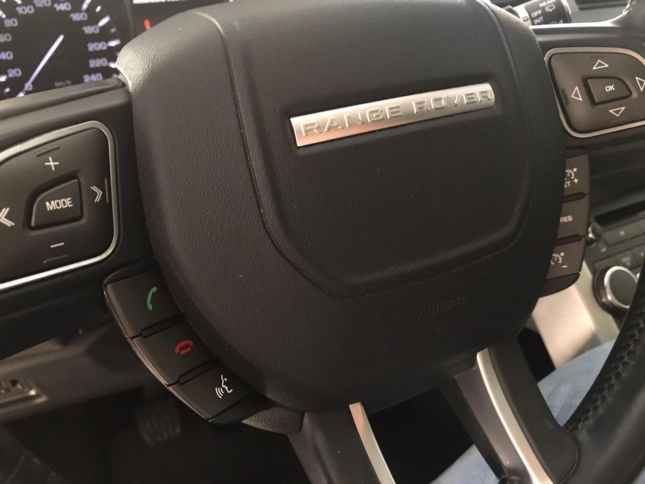 Land Rover Evoque 2.2 TD4 5p. PRESTIGE PANORAMICO