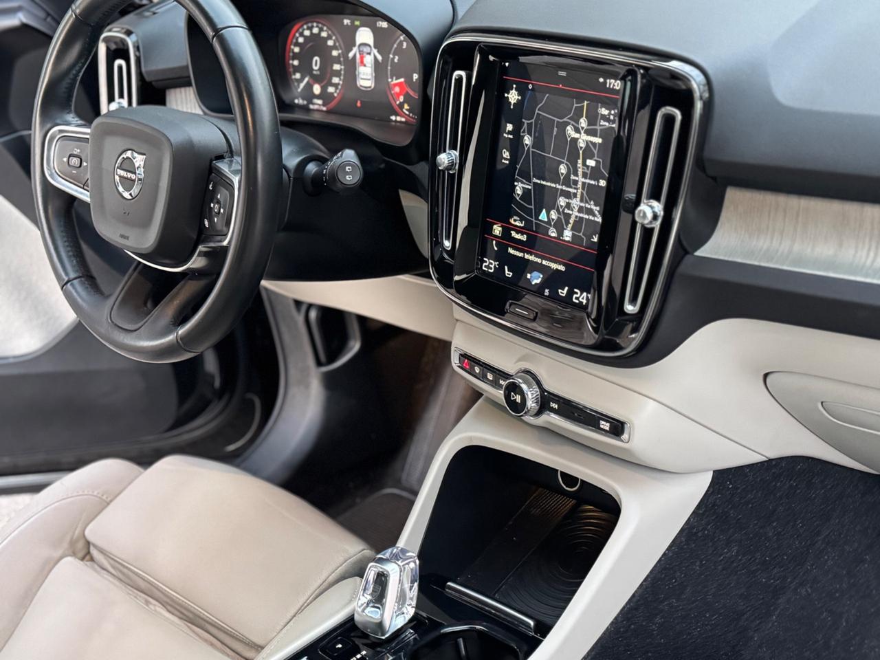 Volvo XC40 T4 AWD Geartronic Inscription