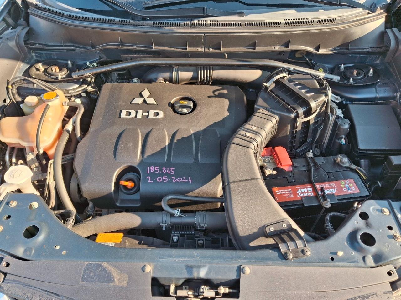 Mitsubishi Outlander 2.0 DI-D Intense DPF