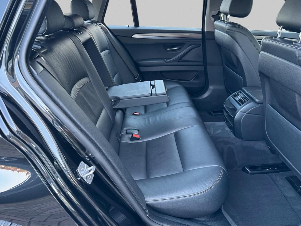 BMW 520d Touring xDrive Modern Automatica Euro6b