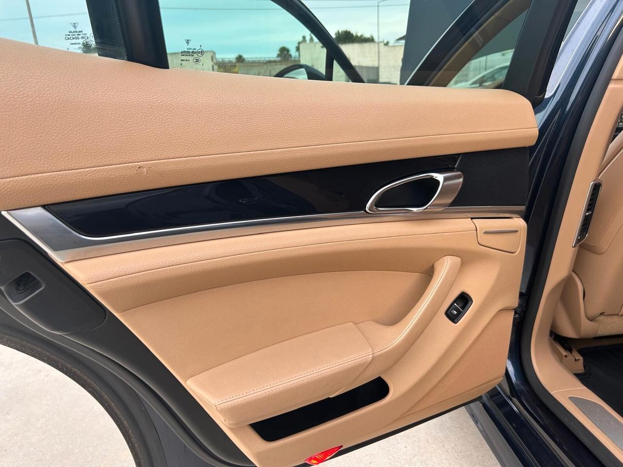 Porsche Panamera 3.0 Diesel – 2014 – Full Optional