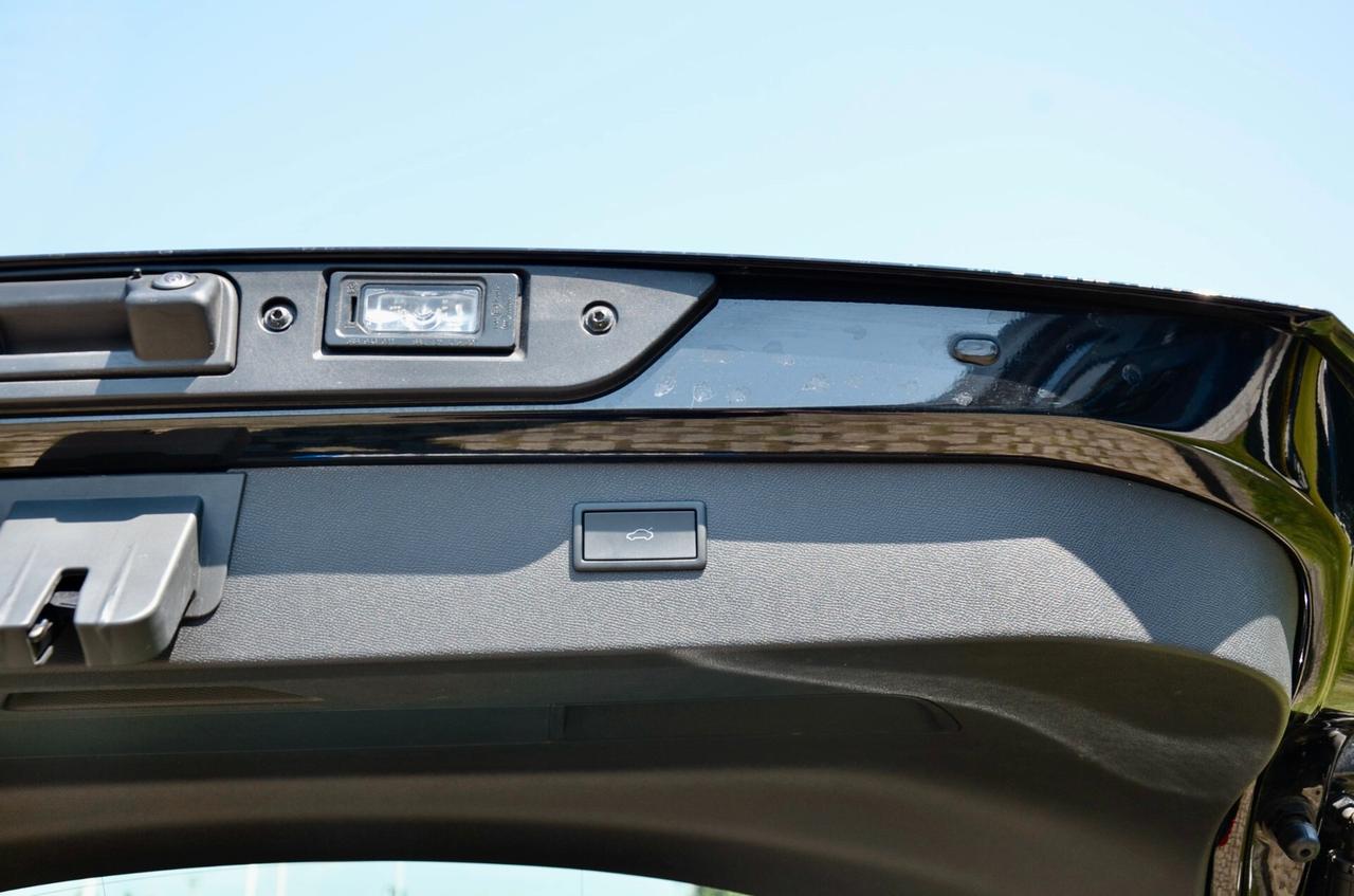 CUPRA FORMENTOR 1.4 PLUG IN HYBRID TRIBE EDITION 204cv DSG, GARANZIA CUPRA 6/28, UNICOPROPRIETARIO, EURO 6D, UFF ITALIANA, SERVICE CUPRA, SEDILI A GUSCIO, FULL LED, RETROCAMERA, PERMUTE