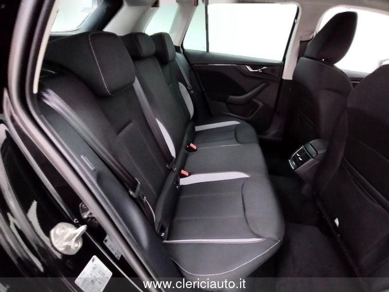 Skoda Kamiq 1.0 TSI 115 CV Black Dots