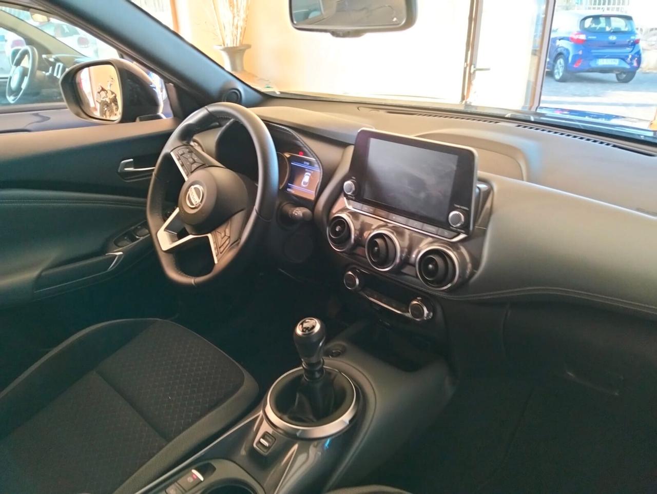 Nissan Juke 1.0 DIG-T 117 CV N-Connecta