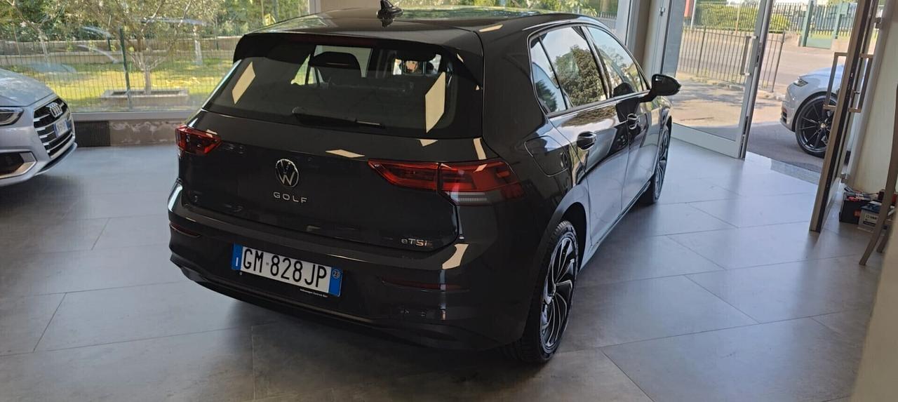 Volkswagen Golf 1.0 eTSI EVO DSG Life