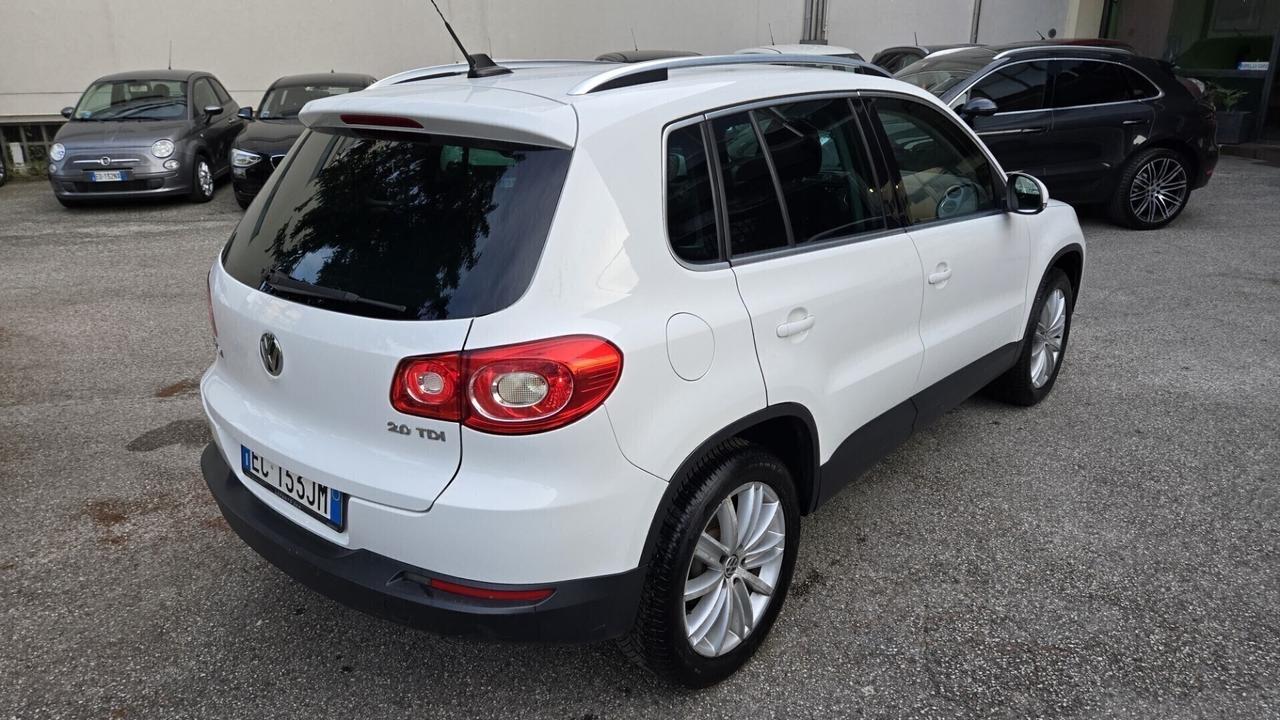 Volkswagen Tiguan 2.0 TDI DPF 4MOTION DSG Sport &