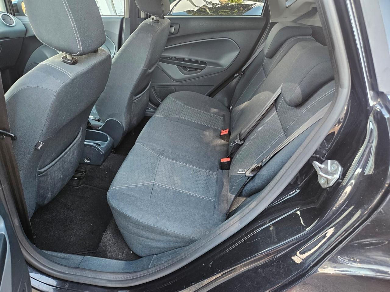 Ford Fiesta 1.2 Titanium 2010