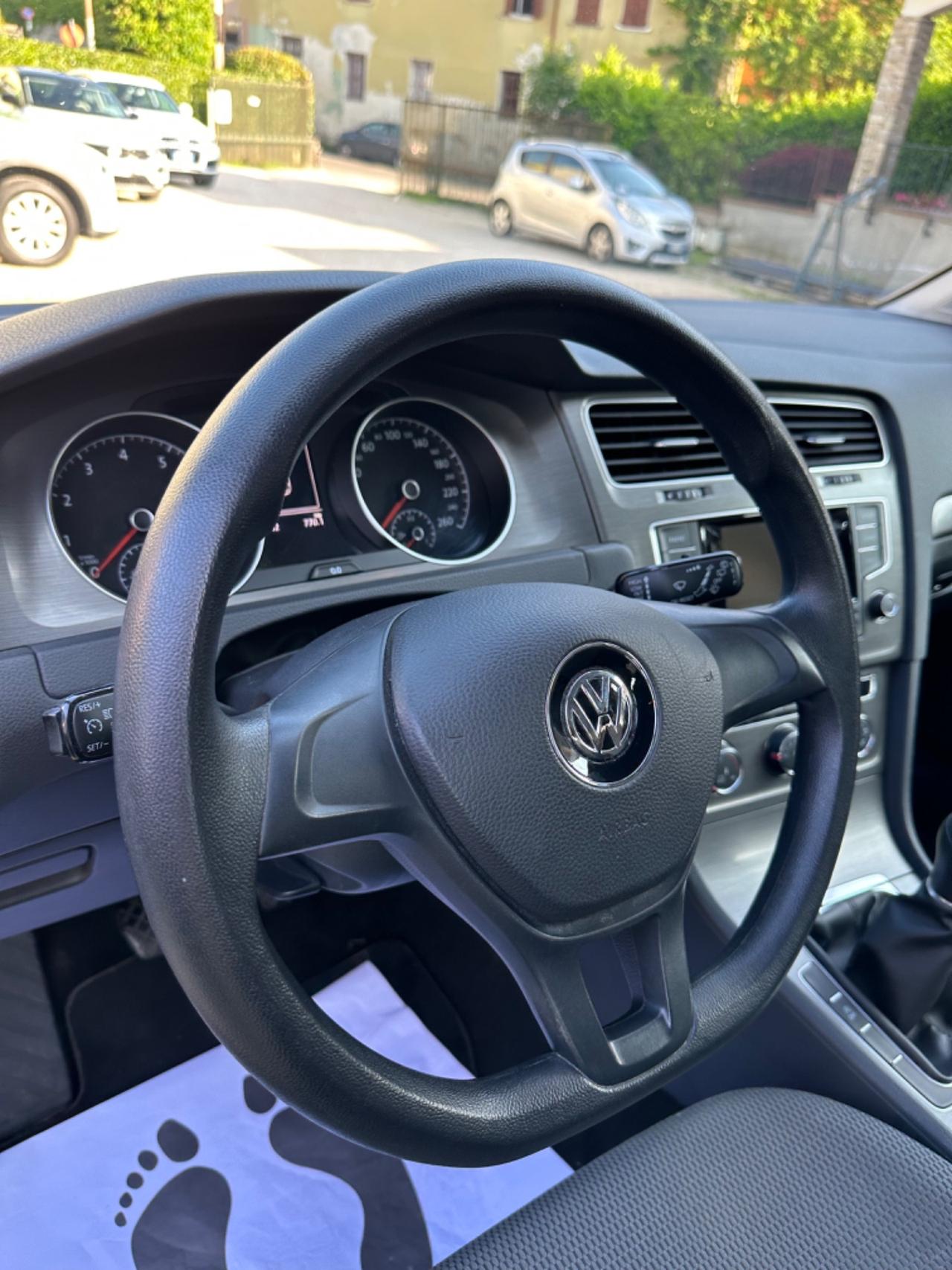 Volkswagen GOLF 1.2 TSI 105 CV CMBT KMCERT UNICOPR