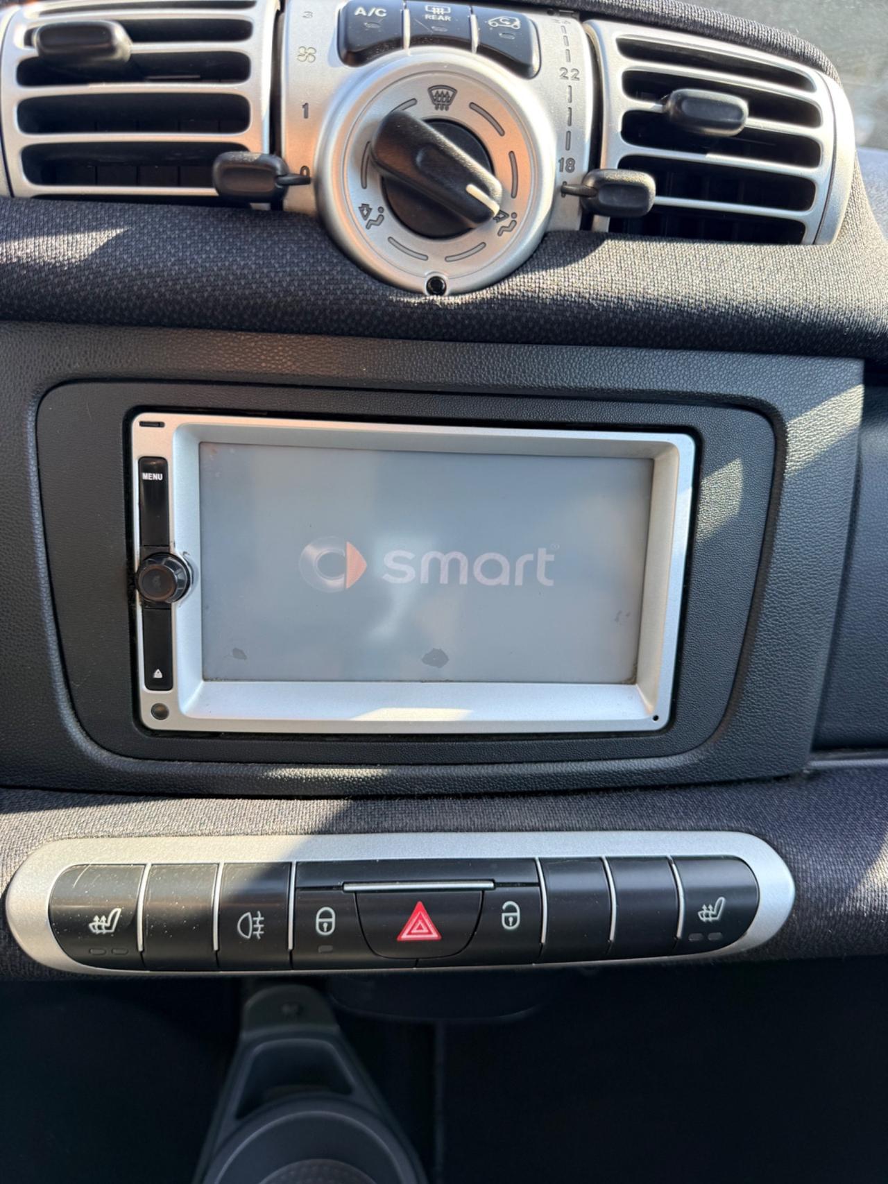Smart ForTwo 800 40 kW cabrio passion cdi 2012