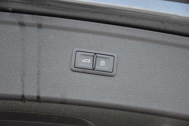 AUDI Q5 40 TDI quattro S-Tronic Business Sport *PELLE*