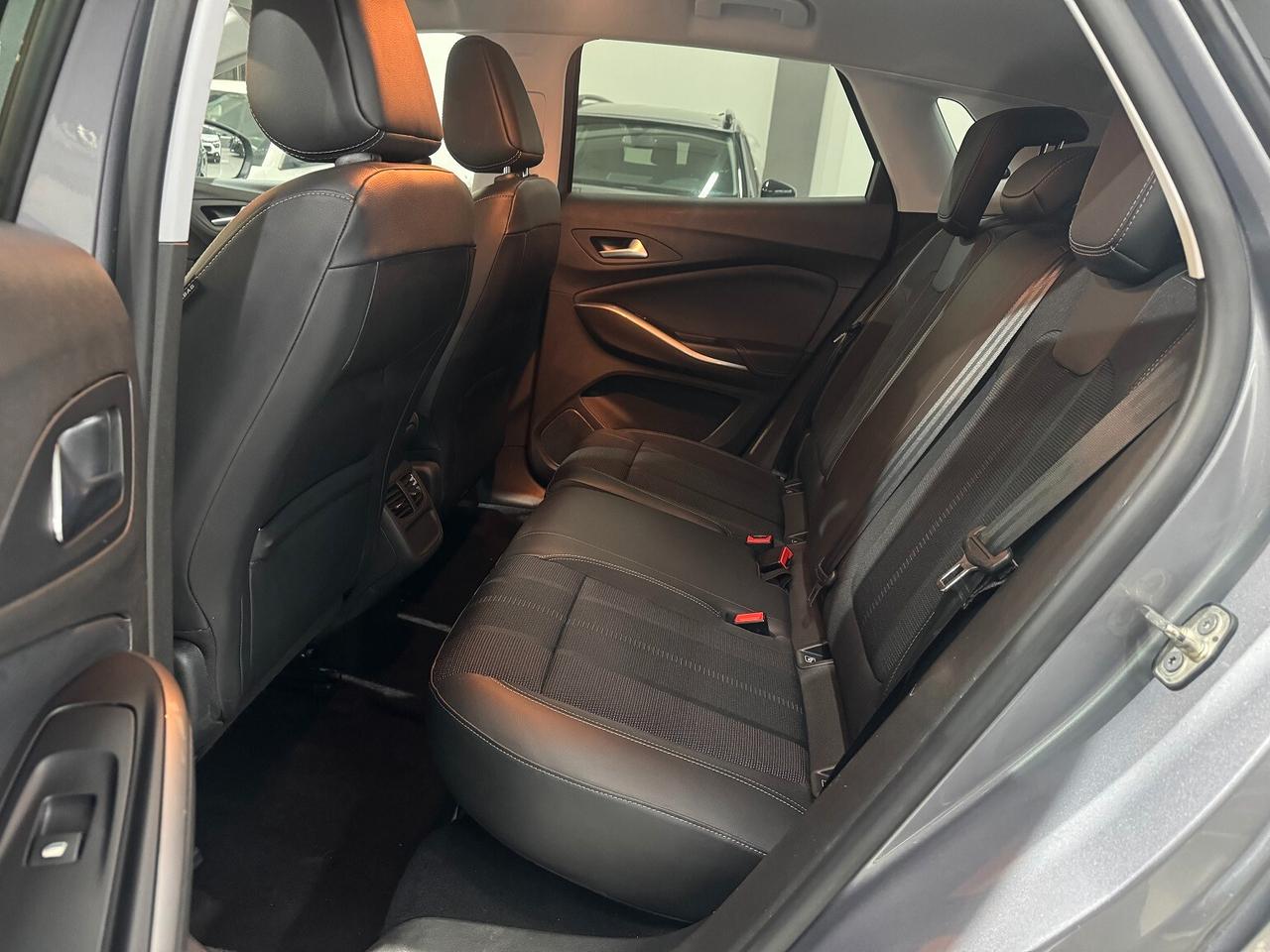 Grandland 1.5CDTI 130CV Elegance CERCHI BLACK BELLA