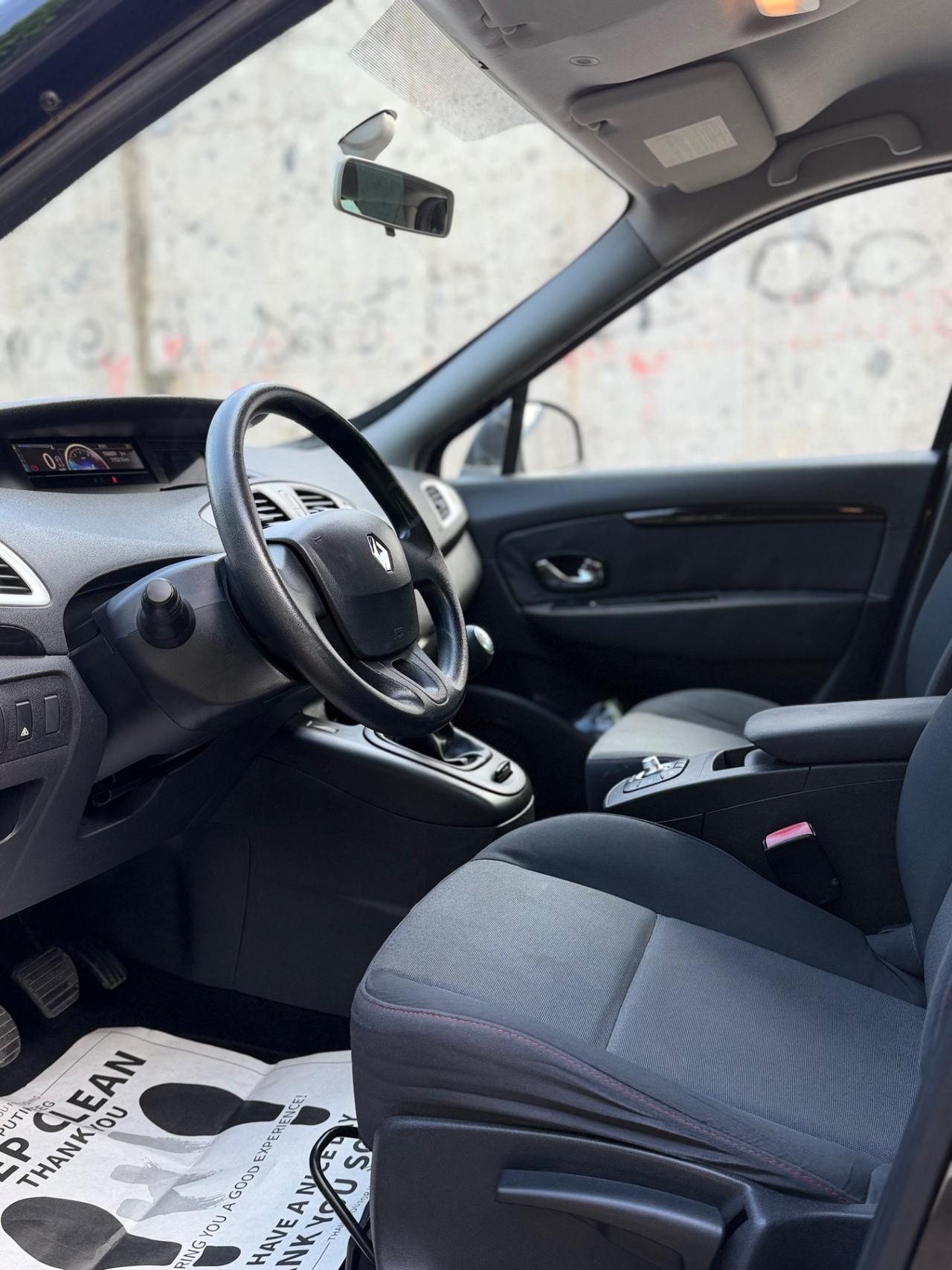 Renault Scenic 1.5 dCi 110CV ok neopatentati