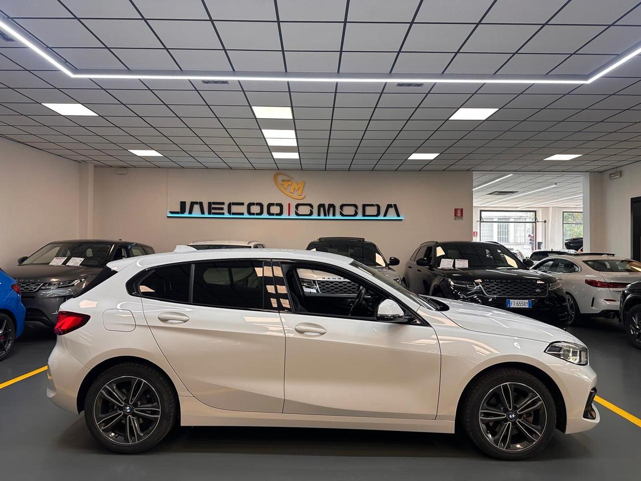 BMW 118 d Sport auto * TAGLIANDI UFFICIALI *