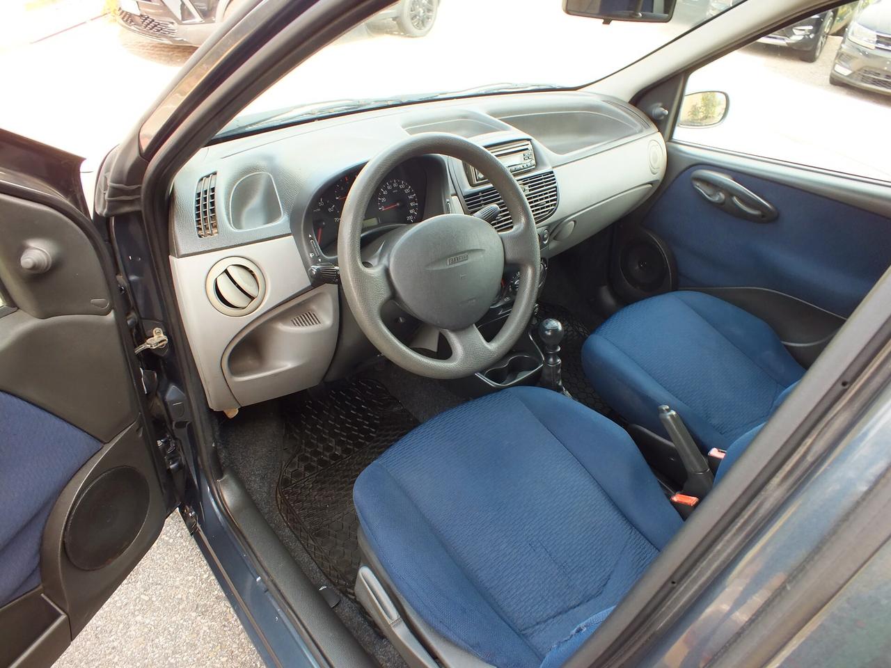 FIAT PUNTO CLASSIC 1.2i 16V UNIPROPRIETARIO