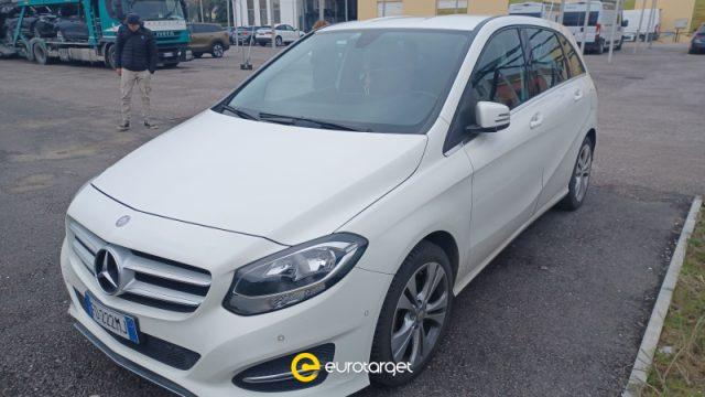 MERCEDES-BENZ B 180 d Automatic Sport