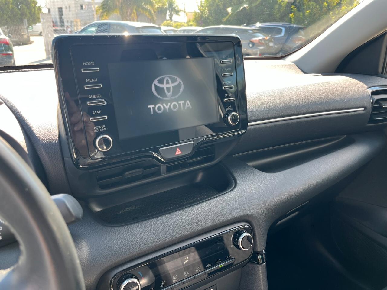 Toyota Yaris 1.5 Hybrid 5 porte Trend